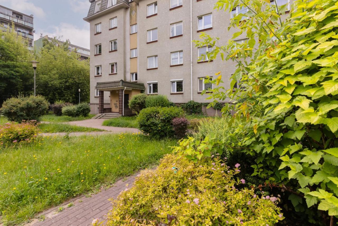 Spacious & Quiet 1 Bedroom Apartment In Pruszkow By Noclegi Renters Eksteriør billede