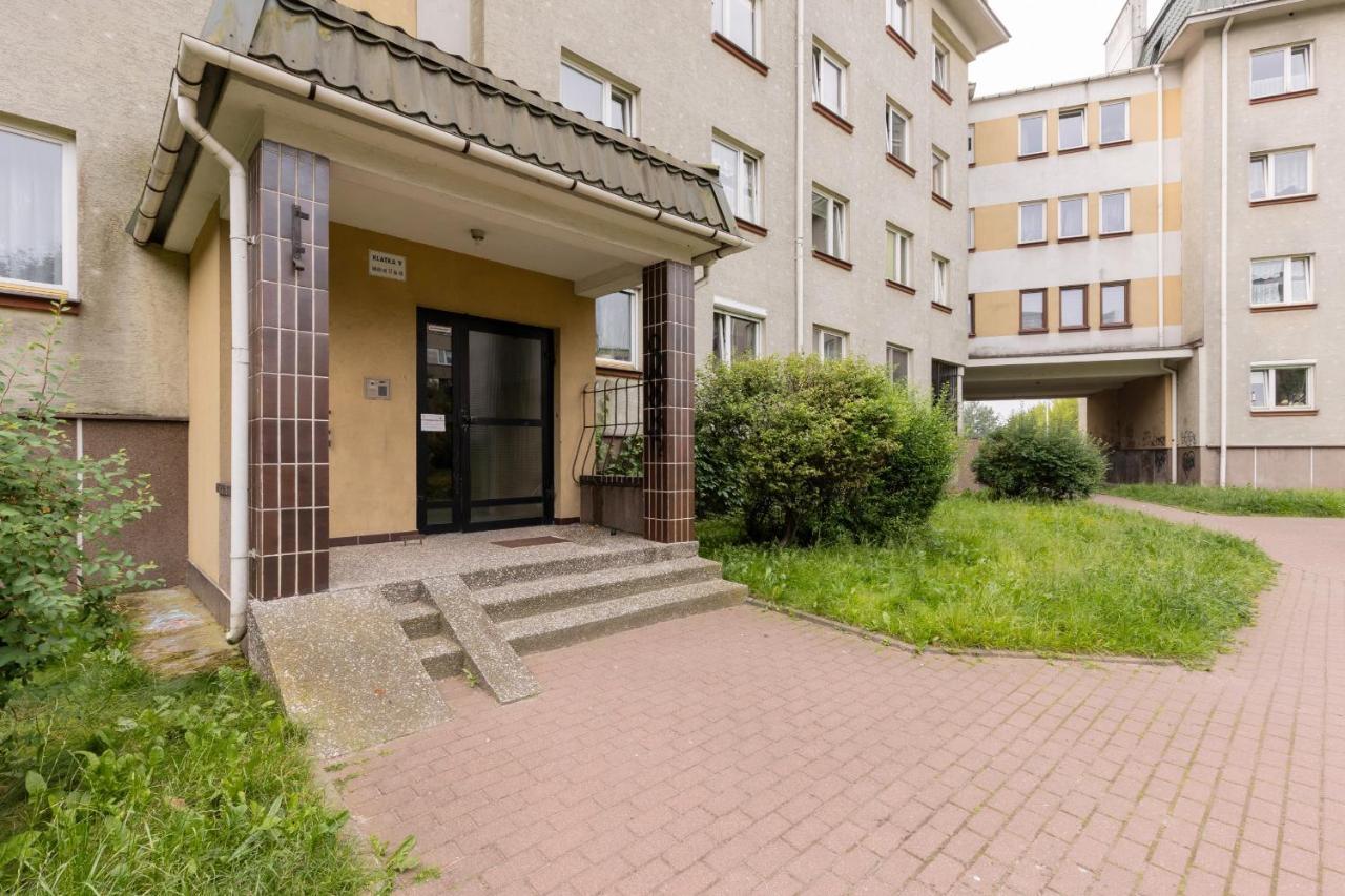 Spacious & Quiet 1 Bedroom Apartment In Pruszkow By Noclegi Renters Eksteriør billede