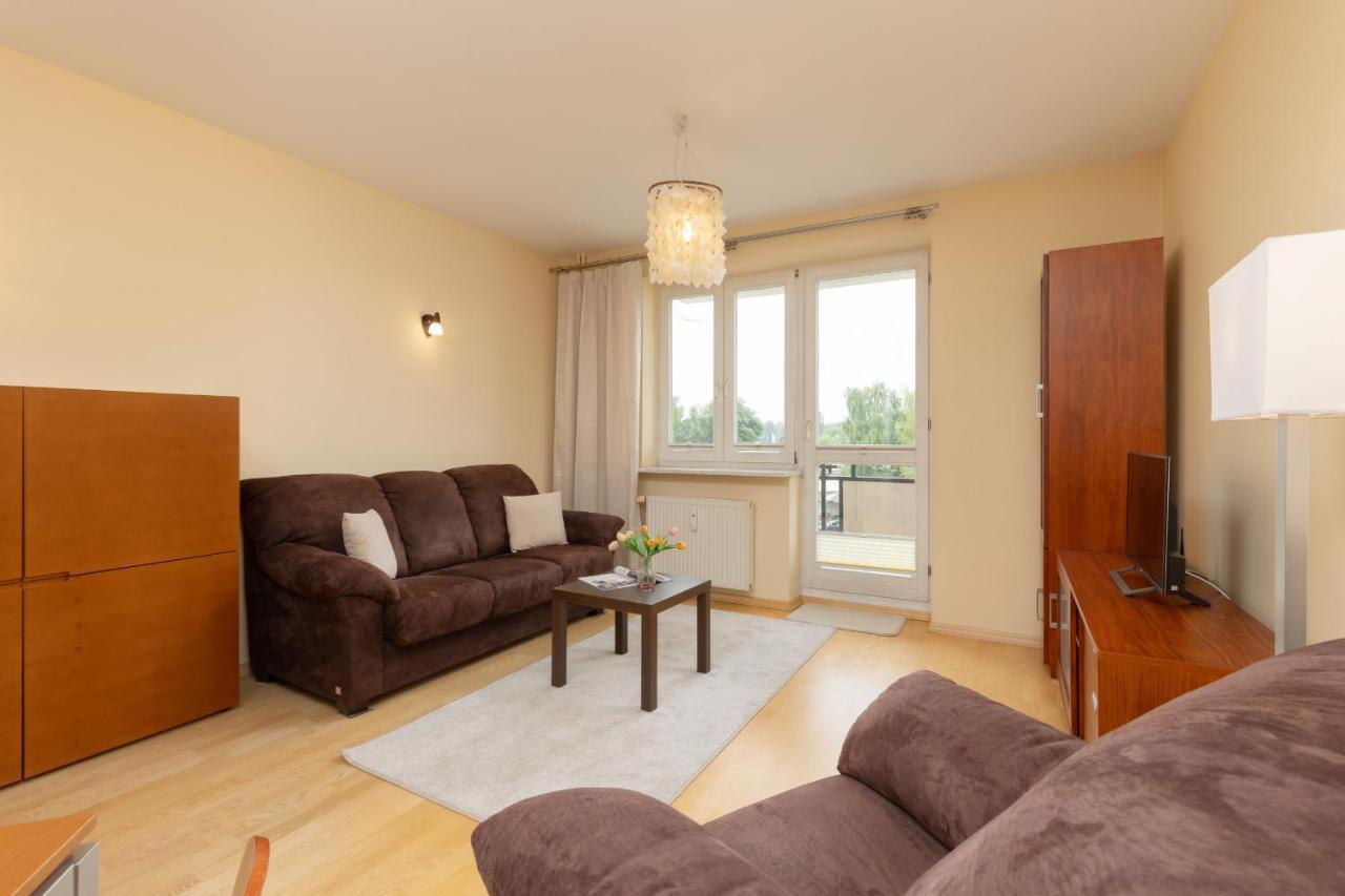 Spacious & Quiet 1 Bedroom Apartment In Pruszkow By Noclegi Renters Eksteriør billede