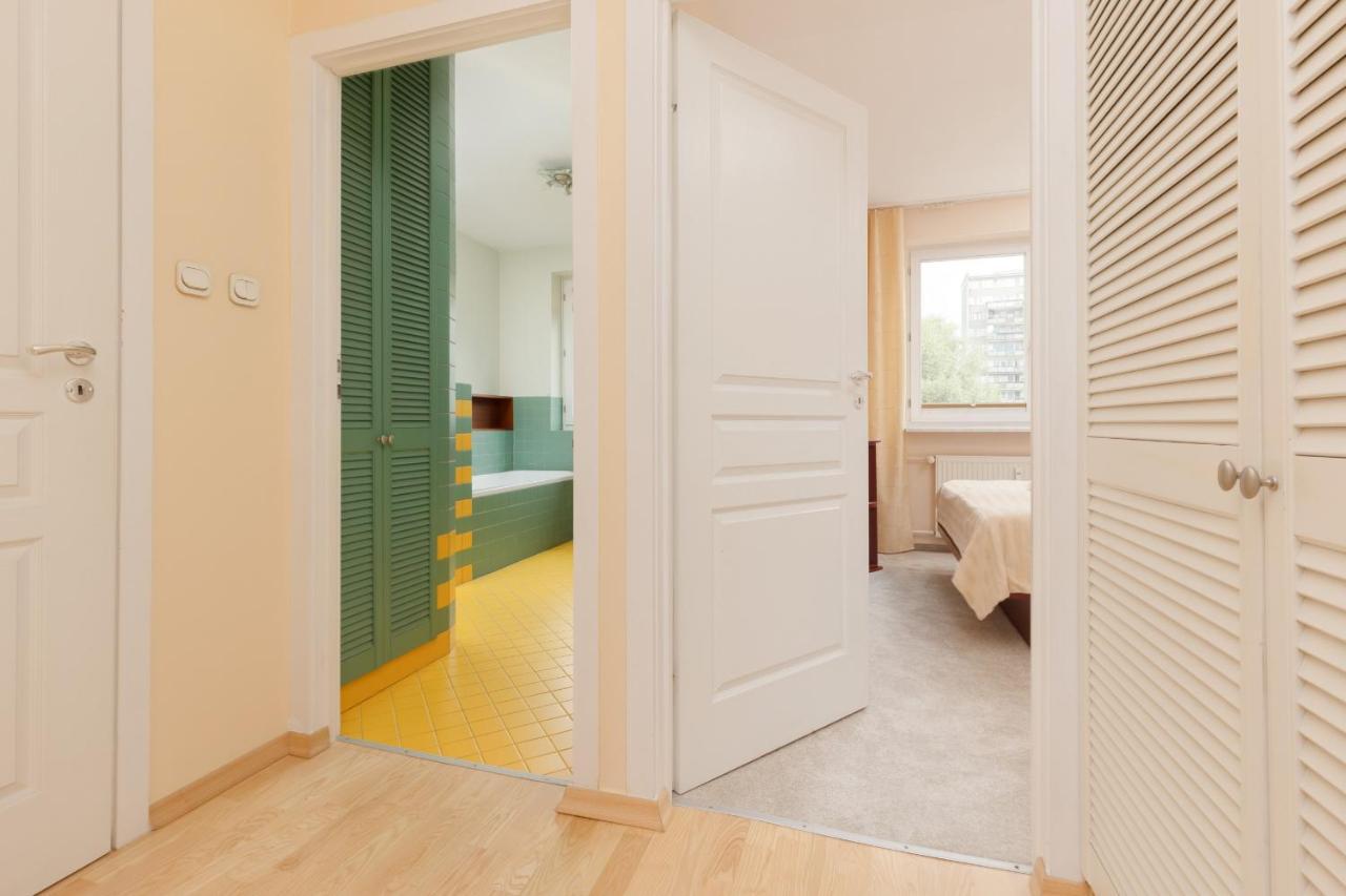 Spacious & Quiet 1 Bedroom Apartment In Pruszkow By Noclegi Renters Eksteriør billede